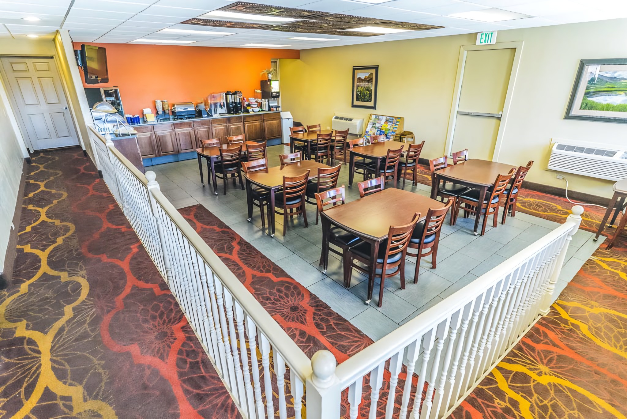 Breakfast area